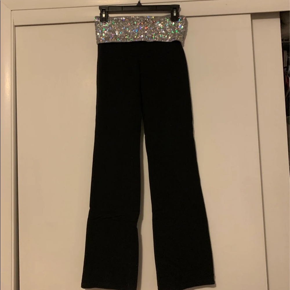 Victoria’s Secret Foldover Flare Yoga Leggings